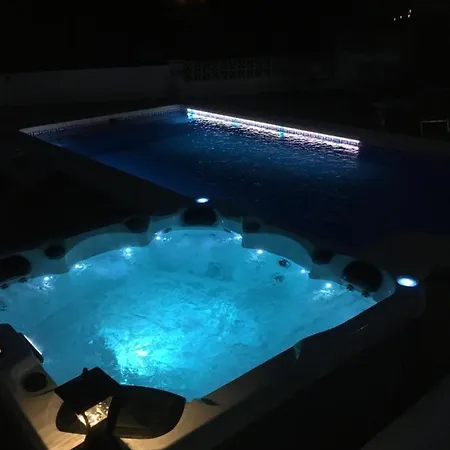 Villa No 20 Bernia, *